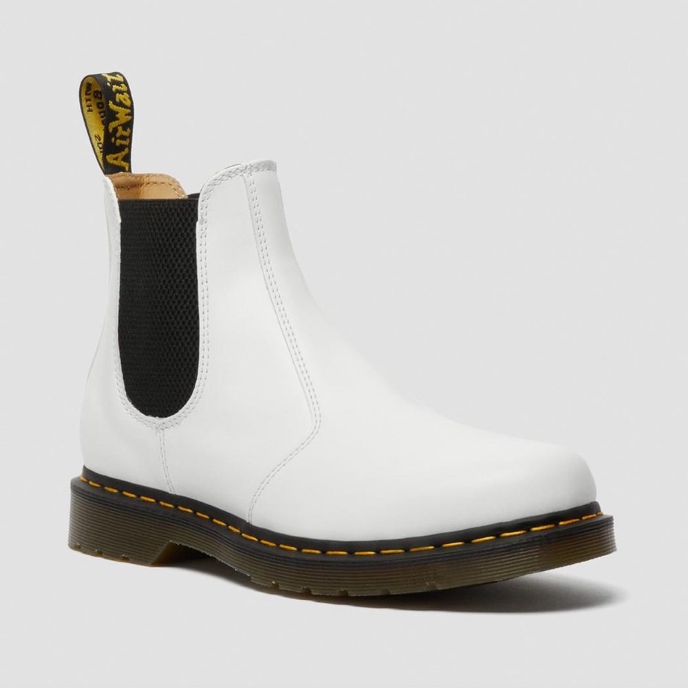 Dr Martens 2976 SMOOTH LEATHER CHELSEA BOOTS
